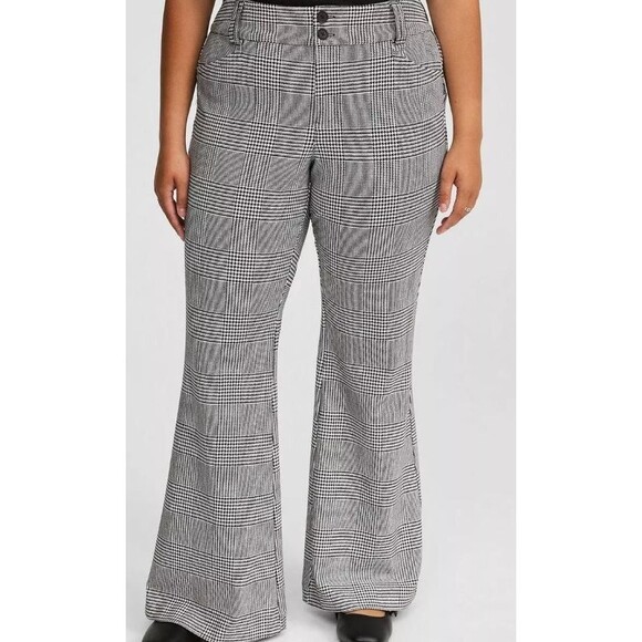Torrid Black & White Plaid Trouser A-Line Flare Ponte Pant Plus Size 22 R - Picture 2 of 16